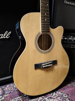 Guitarra electroacústica