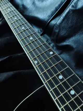 Guitarra electroacústica Max para principiantes