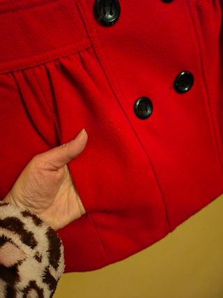 Abrigo rojo xs