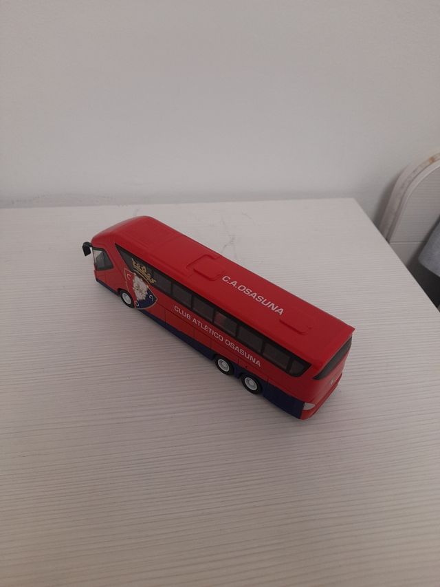 Autobús antiguo de Osasuna