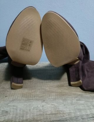 Botas marrones. Nuevas