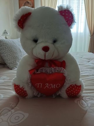 Orsacchiotto di peluche