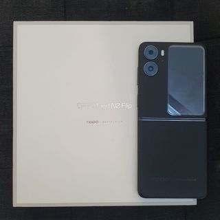 Oppo Find N2 Flip 5G 8 GB 256 GB