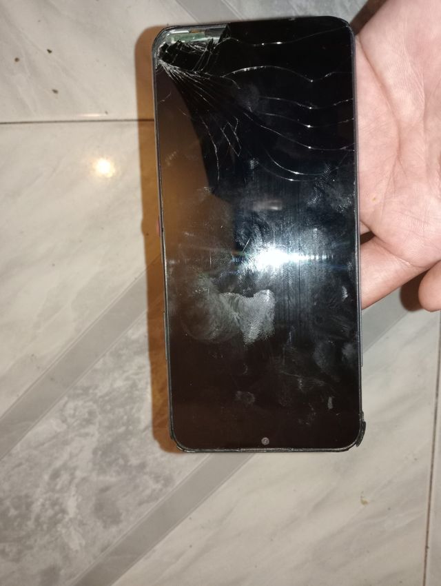 Realme c11 para piezas o arreglarlo 