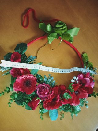 Ghirlanda floreale sui cm