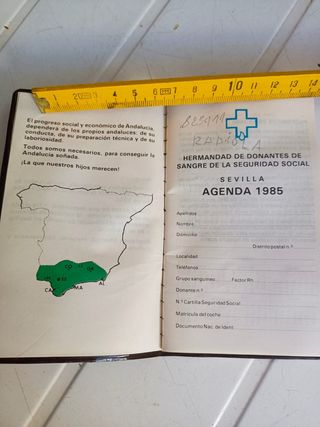 Agenda vintage Cruz roja