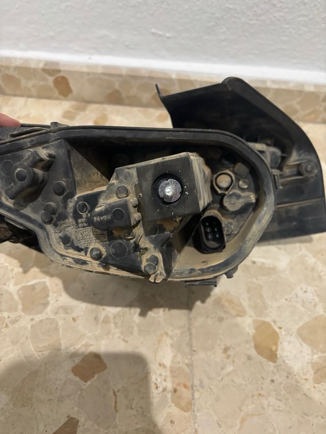 faro derecho trasero ibiza 6j fr cupra 