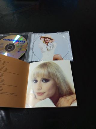 Raffaella Carrà cd Latino Rusia