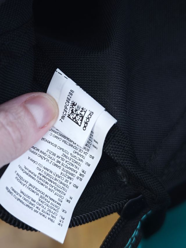 ADIDAS REAL MADRID PORTABOTAS NUEVO