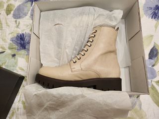 Botin de piel 