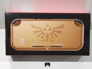 NUEVA! Nintendo Switch Lite - Hyrule Edition