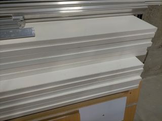 Estantería comercial con cremallera multiposicion