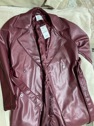 Gabardina stradivarium nueva