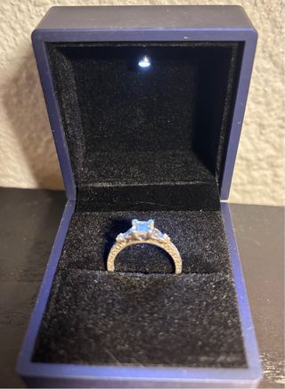 Anillo de compromiso