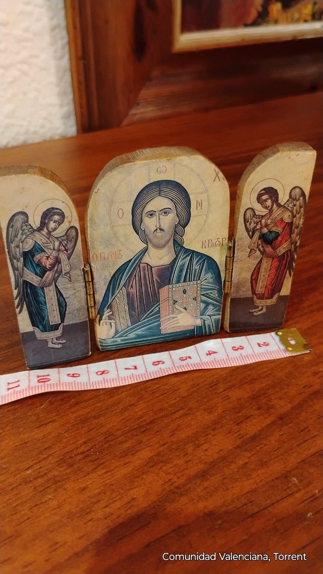 Capilla madera tallada