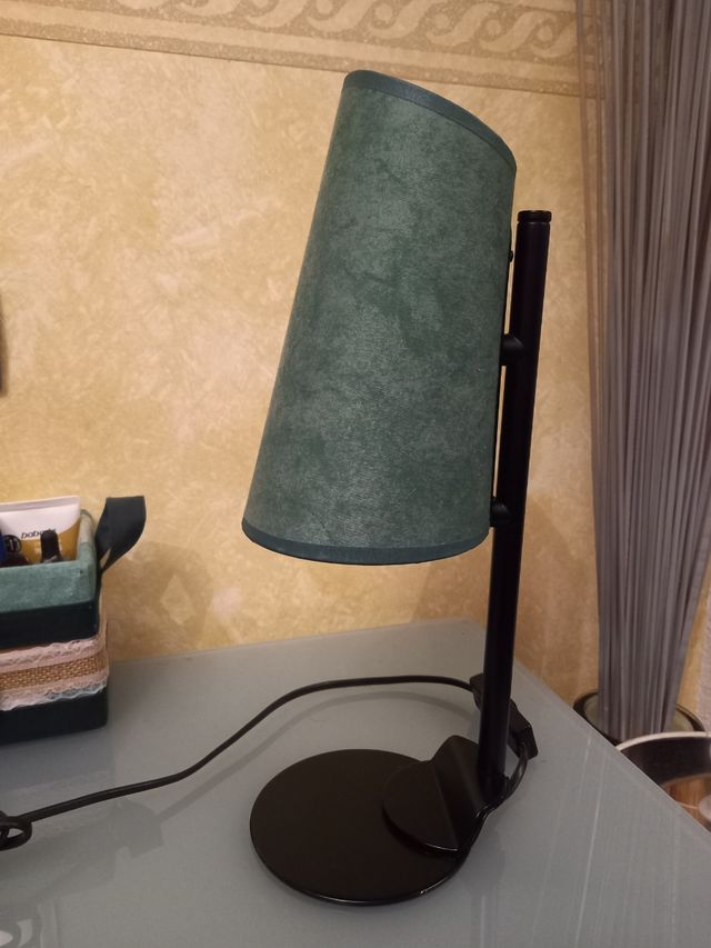 Lámparas de diseño para mesilla o mueble auxiliar