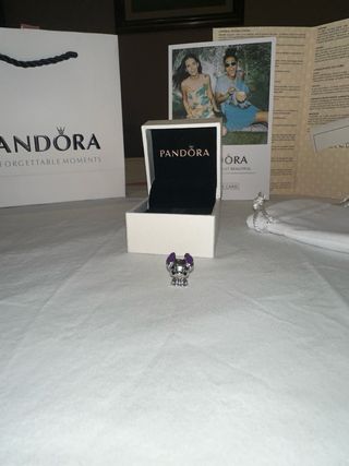 Charm pandora lilo y stitch