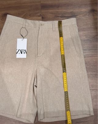 Bermuda confeccionada en tejido de hombre talla 38