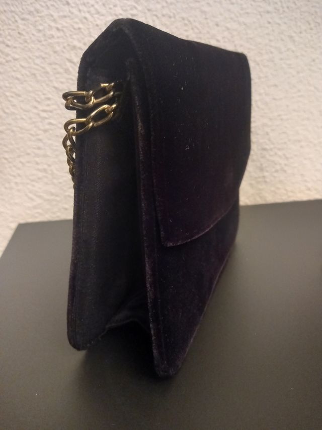 Bolso cartera de terciopelo negro