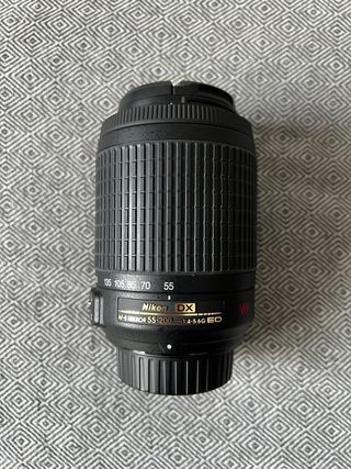 Objetivo Nikon AFS DX ZoomNikkor 55200mm f/45.6G