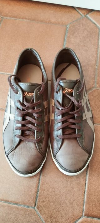 Zapatillas Asics talla 42 
