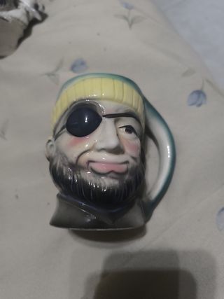 Tazas piratas antiguas,perfecto estado
