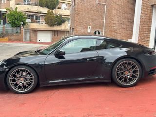 PORSCHE 911 Carrera