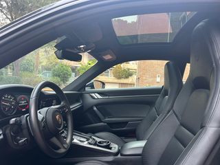 PORSCHE 911 Carrera