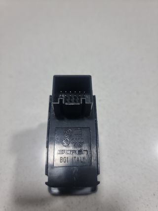 Interruptor freno mano Seat Ateca nuevo