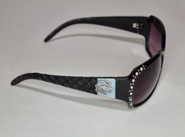 Occhiali da sole con logo