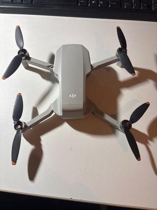 Dron Dji Mini 2