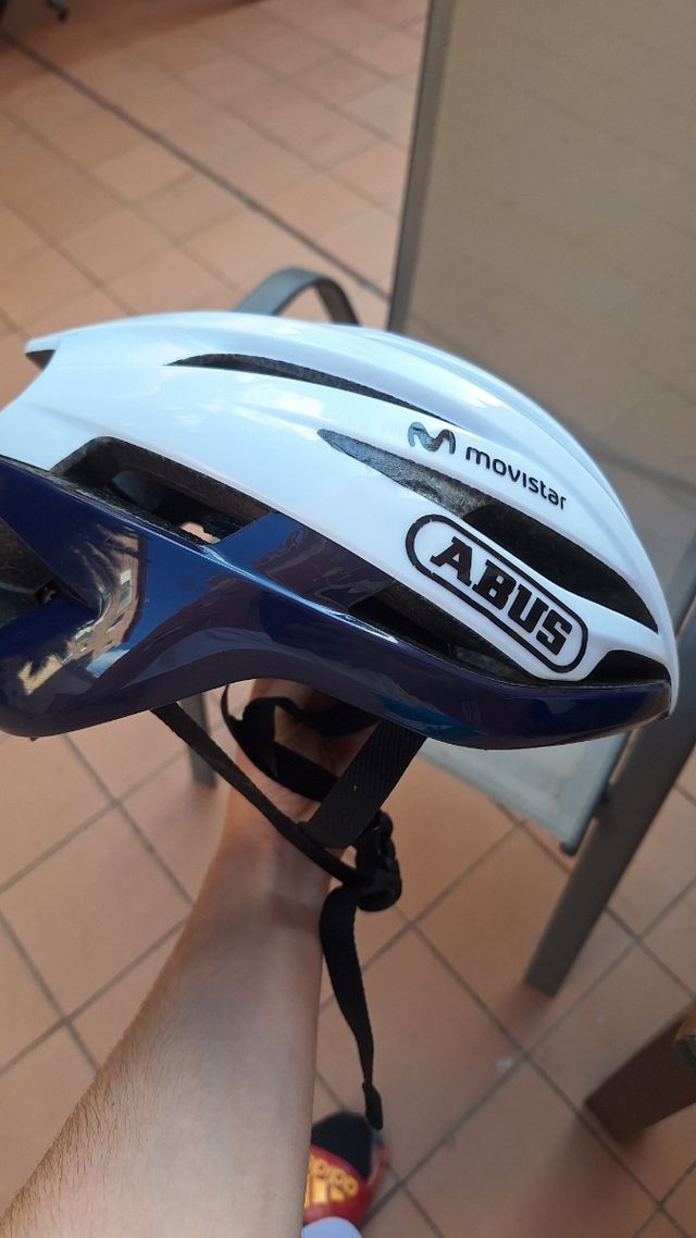 Casco bicicleta,puesto 2 veces
