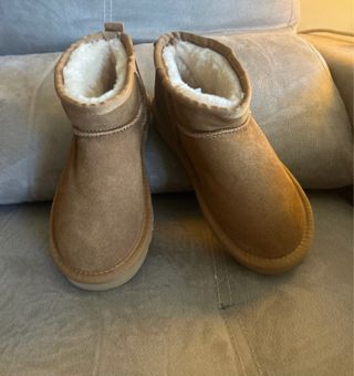 Ugg ultra mini 37