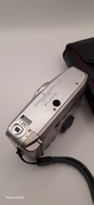 Camara analógica Fujifilm zoom date 115s