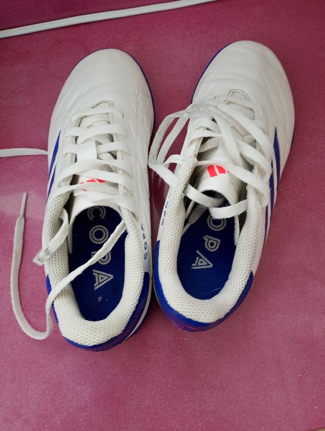 Zapatos de futbol