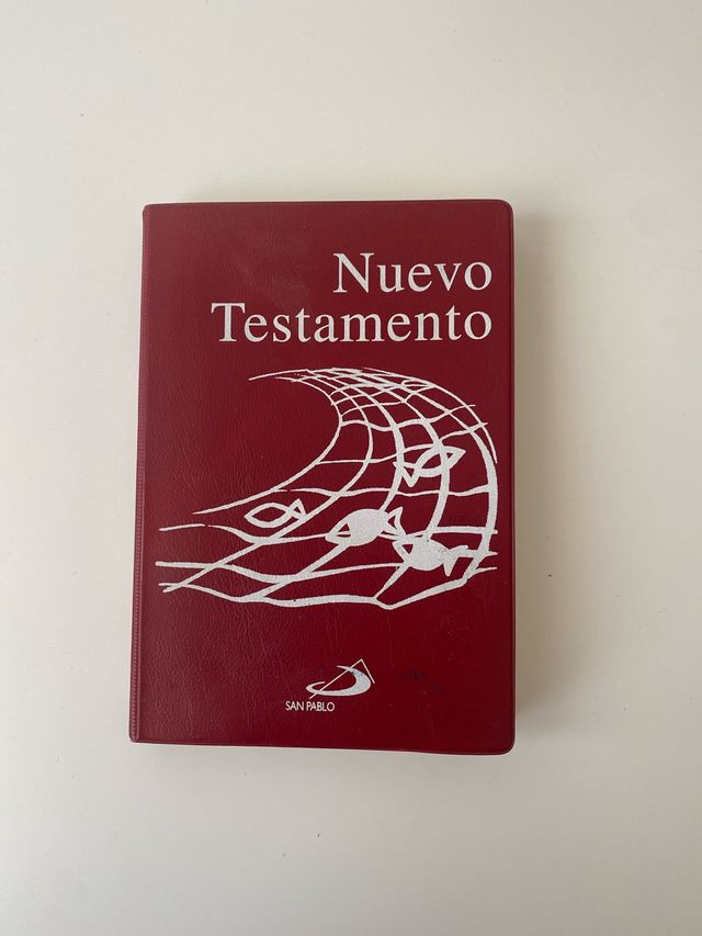Nuevo Testamento. Tamaño bolsillo plástico