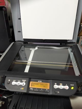 Pantalla teclado y impresora hp-canon