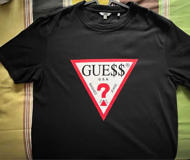 Camiseta Guess