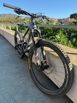 Santacruz megatower talla L
