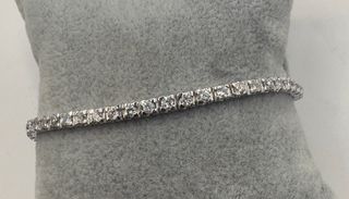 Pulsera riviere de oro de 18 kt con diamantes