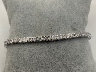 Pulsera riviere de oro de 18 kt con diamantes