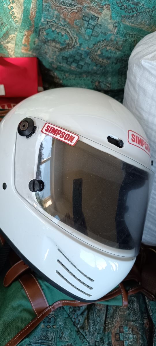 Casco integrale Simpson usato
