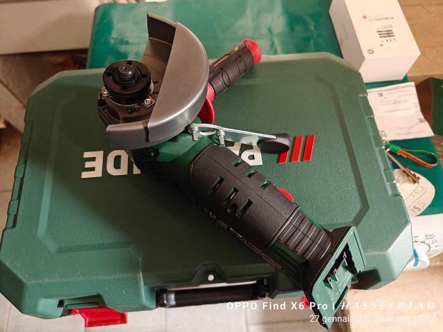 Smerigliatrice angolare nuova