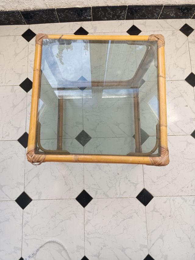 Mesita auxiliar Ratan