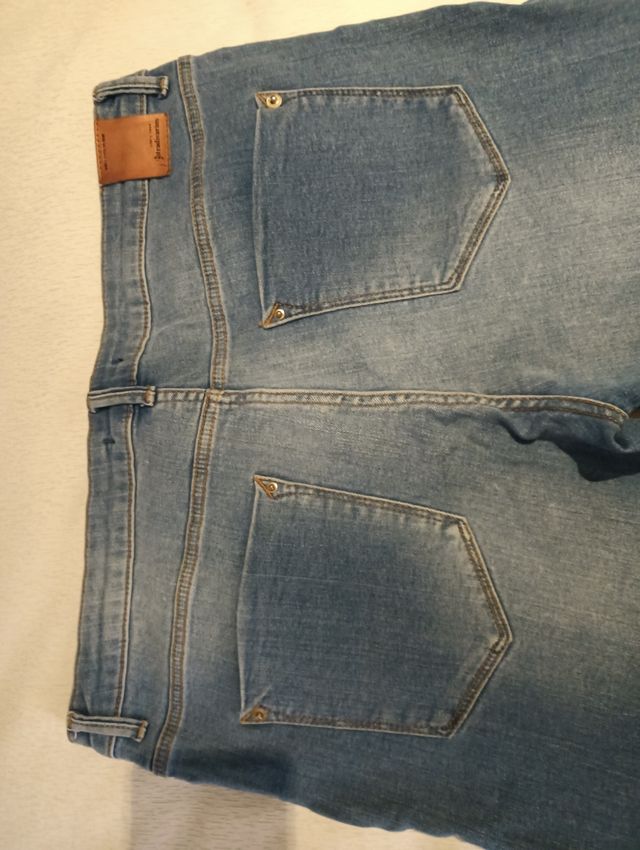 Pantalones Stradivarius 44