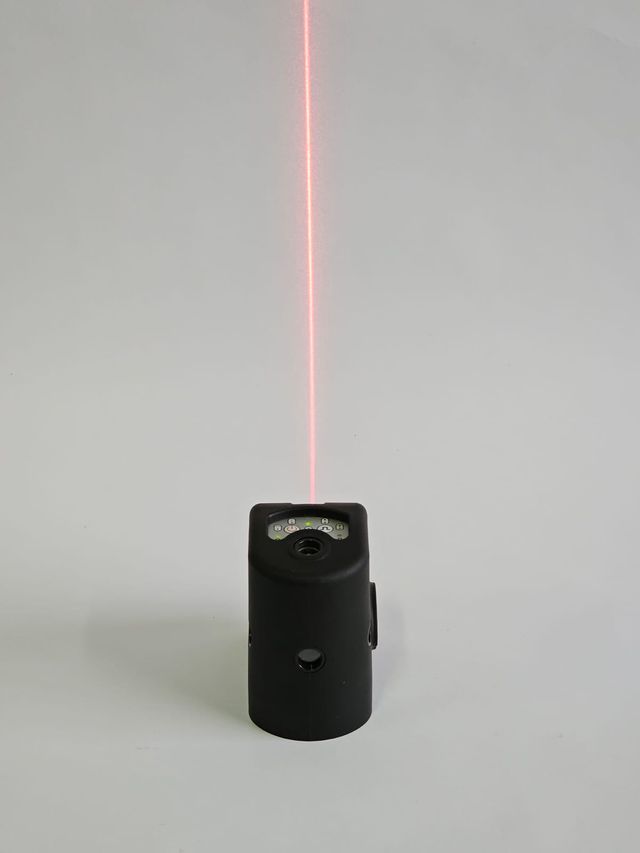 Tracciatore laser linee e punti UBEX XB 590 K