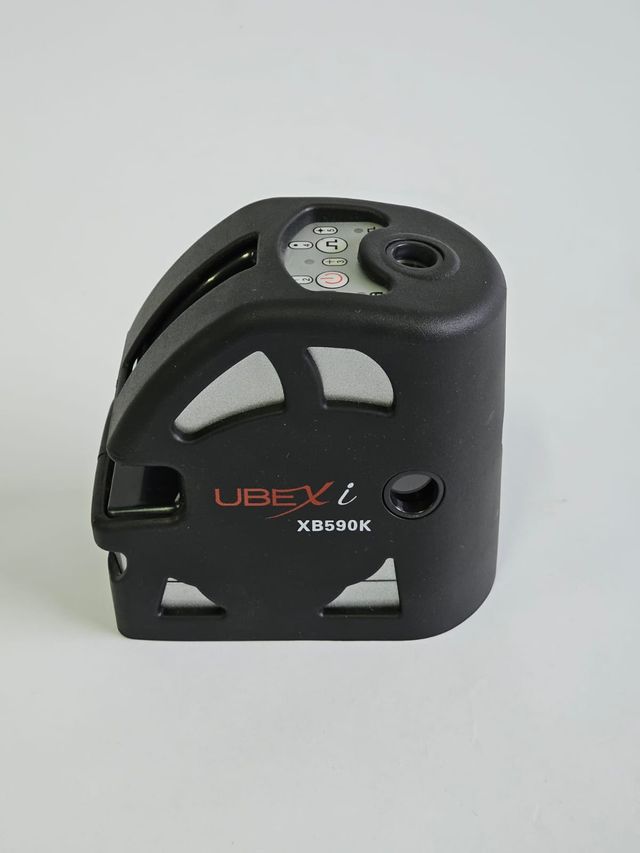 Tracciatore laser linee e punti UBEX XB 590 K