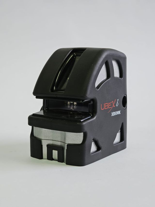 Tracciatore laser linee e punti UBEX XB 590 K