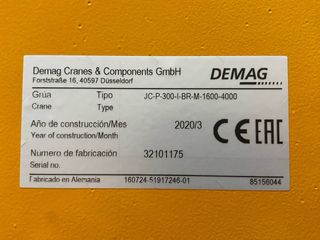 GRUA DEMAG