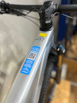 ORBEA OIZ M-LTD 2023 PLATA TALLA M